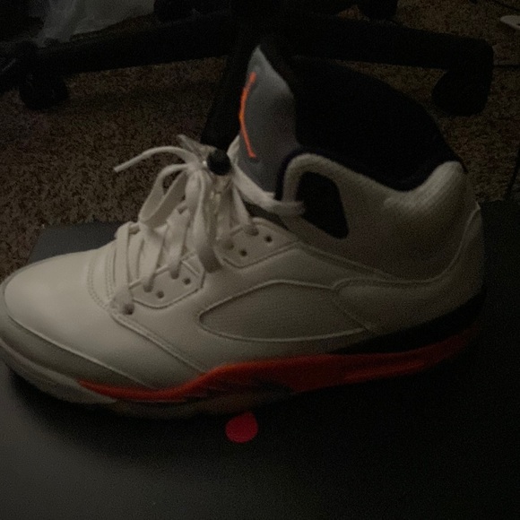 shattered backboards jordan 5